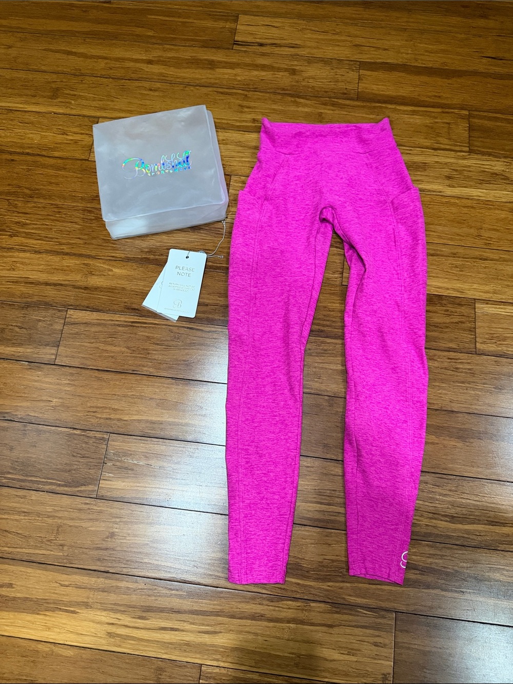 Bombshell Sportswear Curves Leggings Neon Pink Berry XS